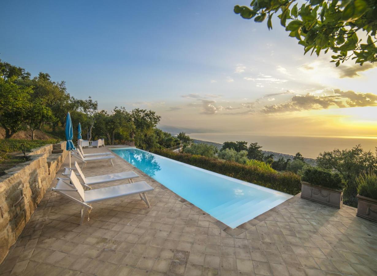 Villa Laura Capo dʼOrlando Eksteriør bilde